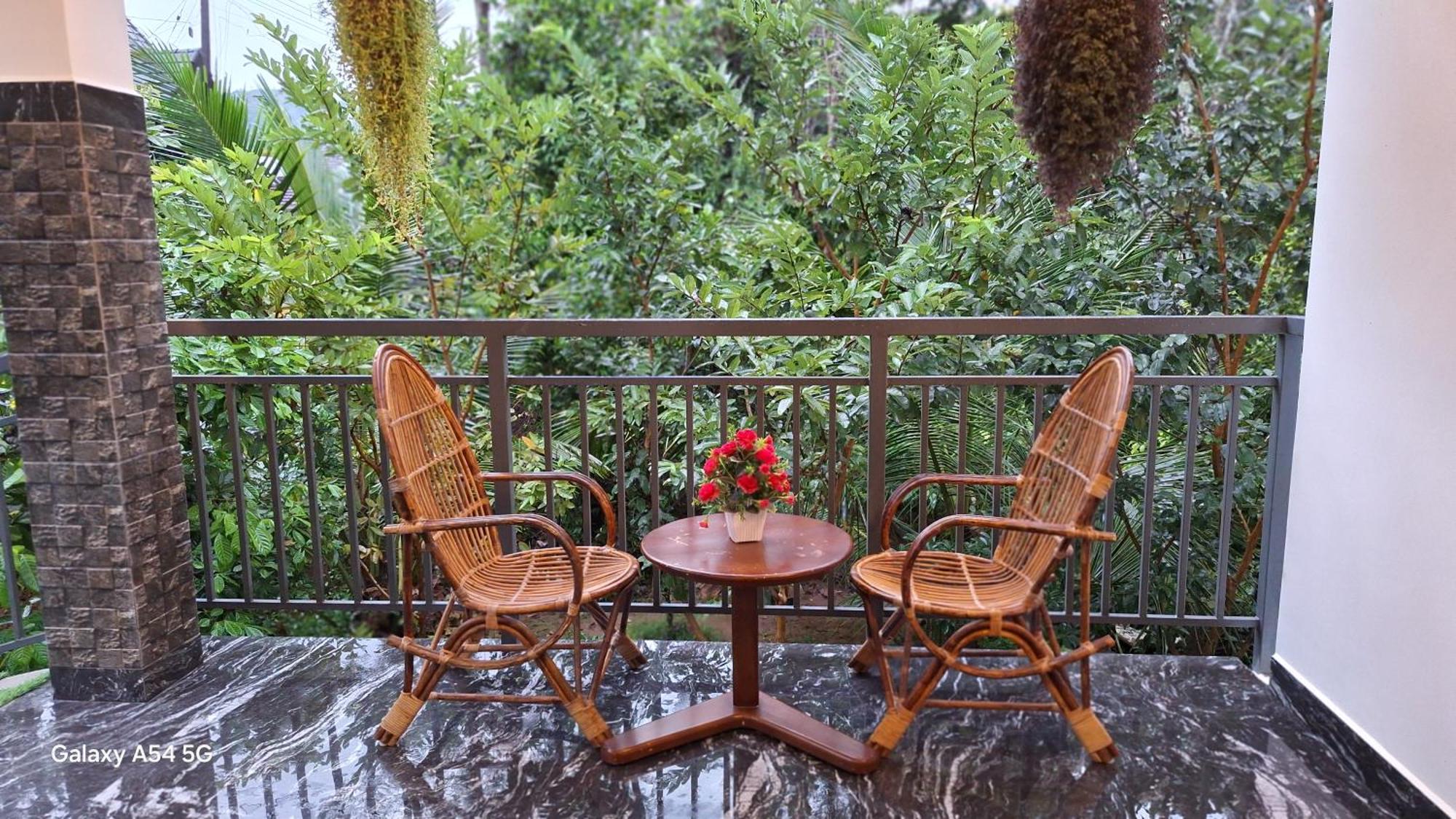 Winterhome Homestay Munnar Exterior photo